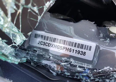 2023 Dodge Charger Gt z USA, uszkodzony, nr VIN 2C3CDXHG5PH611938